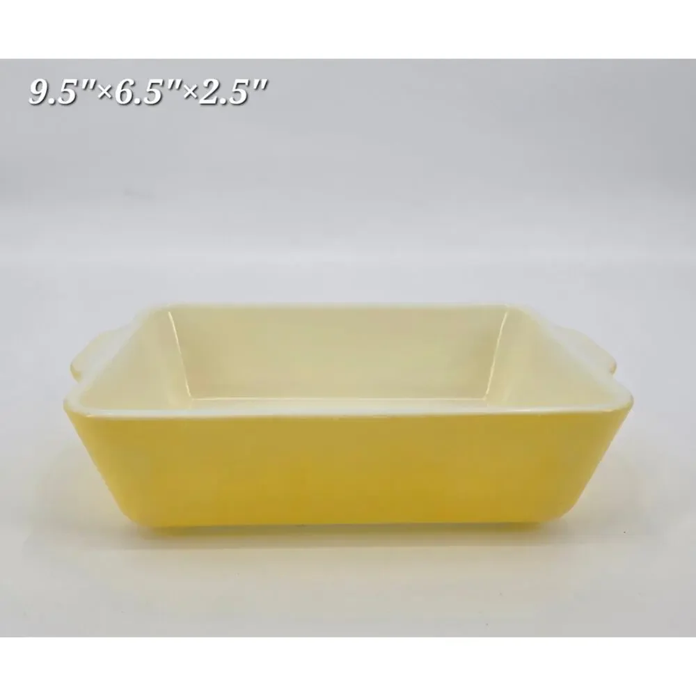 Vintage Primary Yellow Pyrex Dish‎